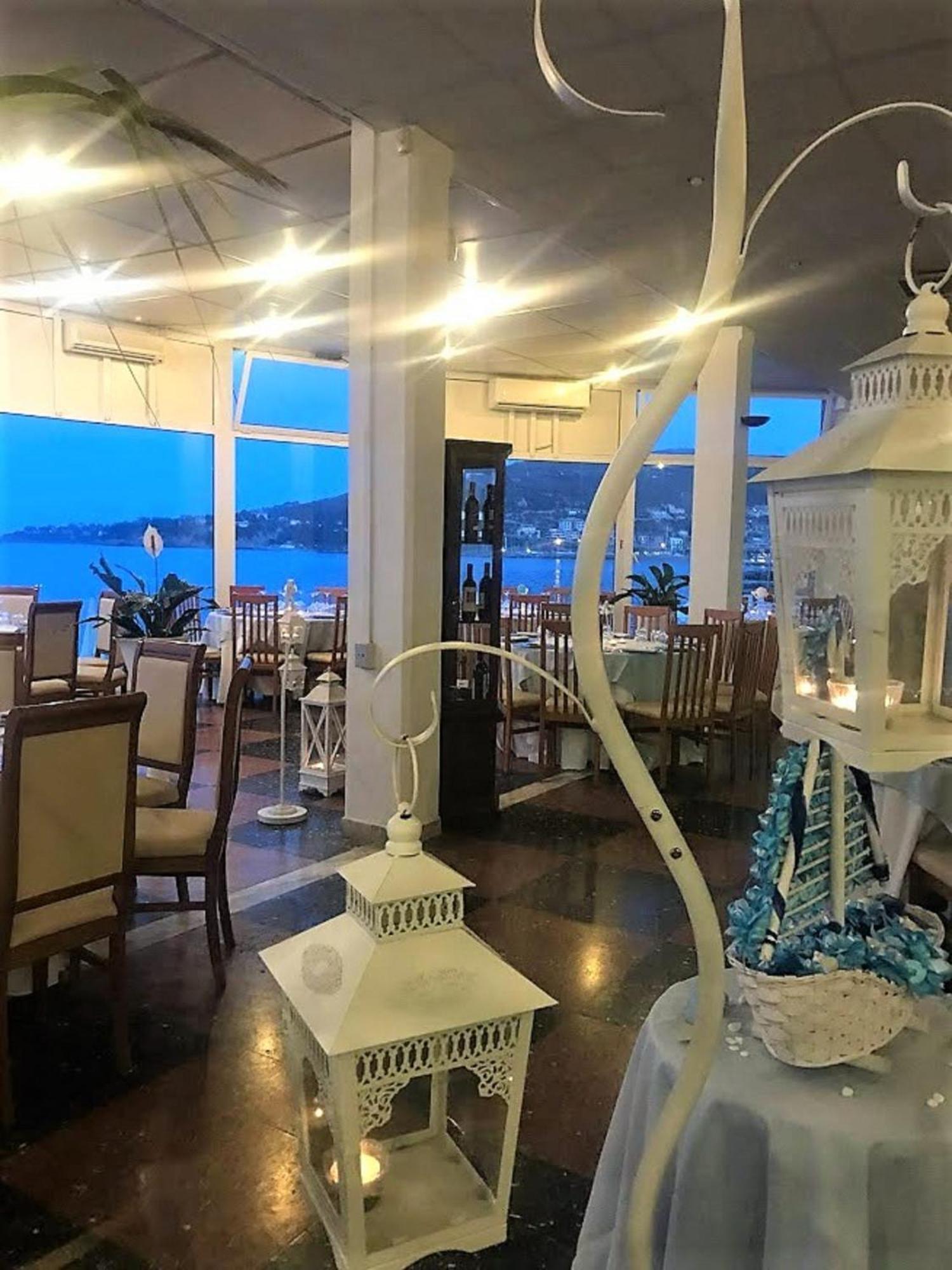 Hotel La Caletta Порто Санто Стефано Экстерьер фото